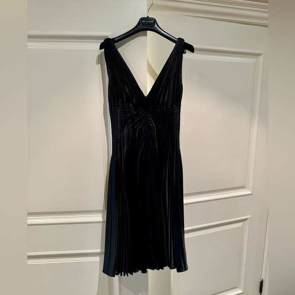 Beautiful J Mendel dress, pleated detail, worn only once - Picture 4 of 4